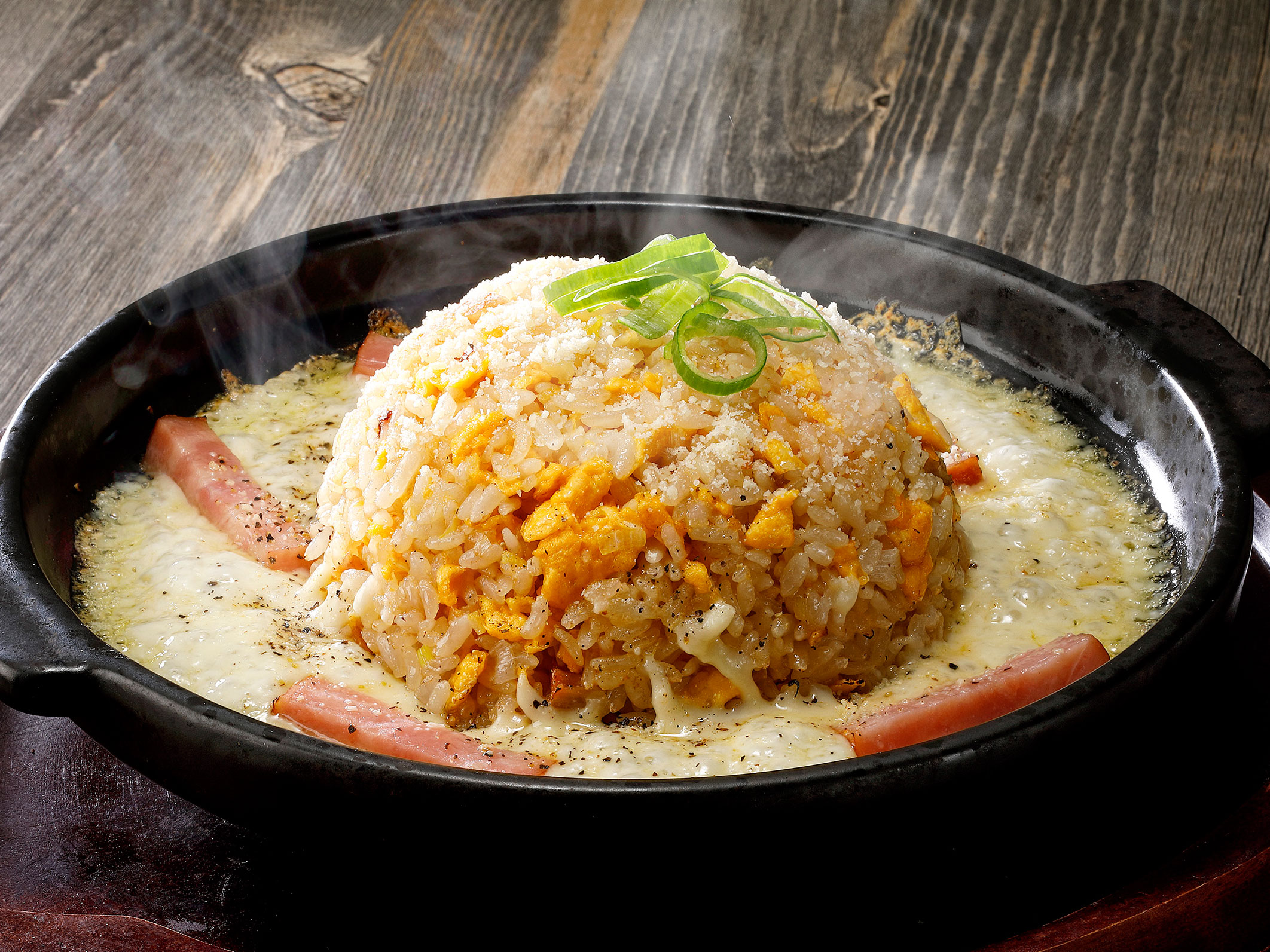居酒屋 いちげん 武蔵浦和店　#グツグツチーズの鉄板チャーハン