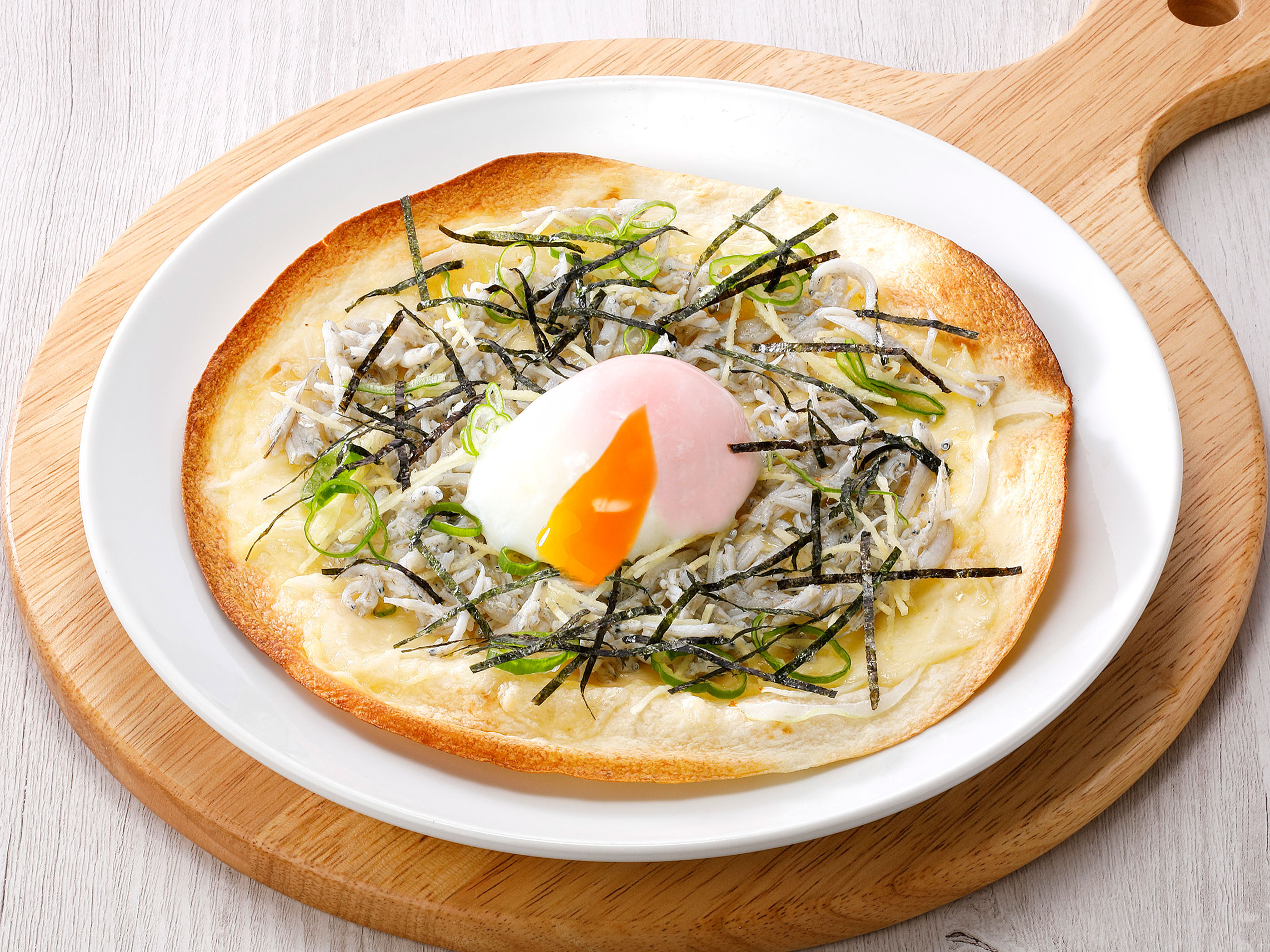 居酒屋 いちげん 西船橋店 #しらすと温泉卵の和風ピザ