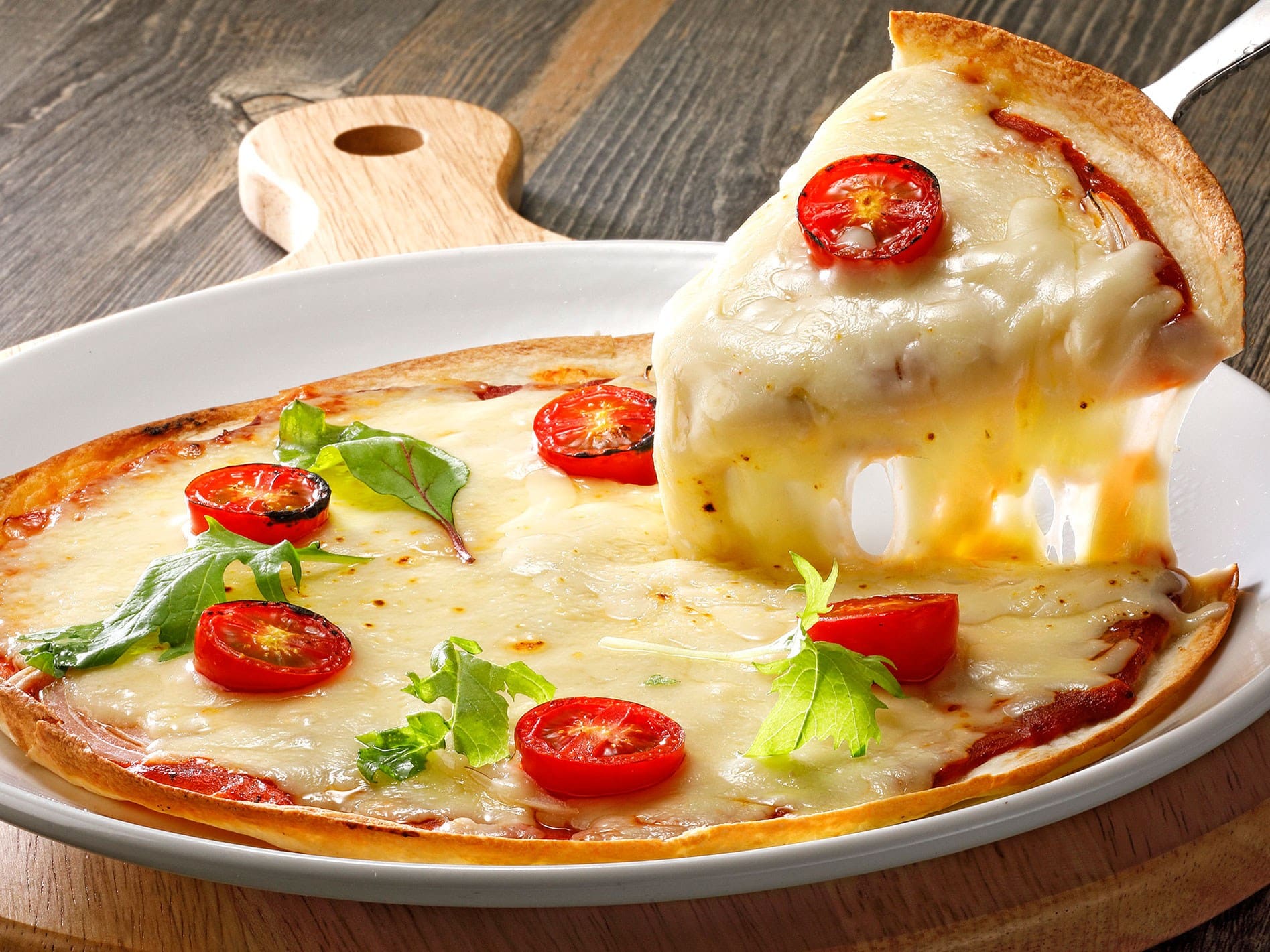 居酒屋　いちげん 西船橋店　／たっぷりチーズのピザ／個室／飲み放題／ご飯