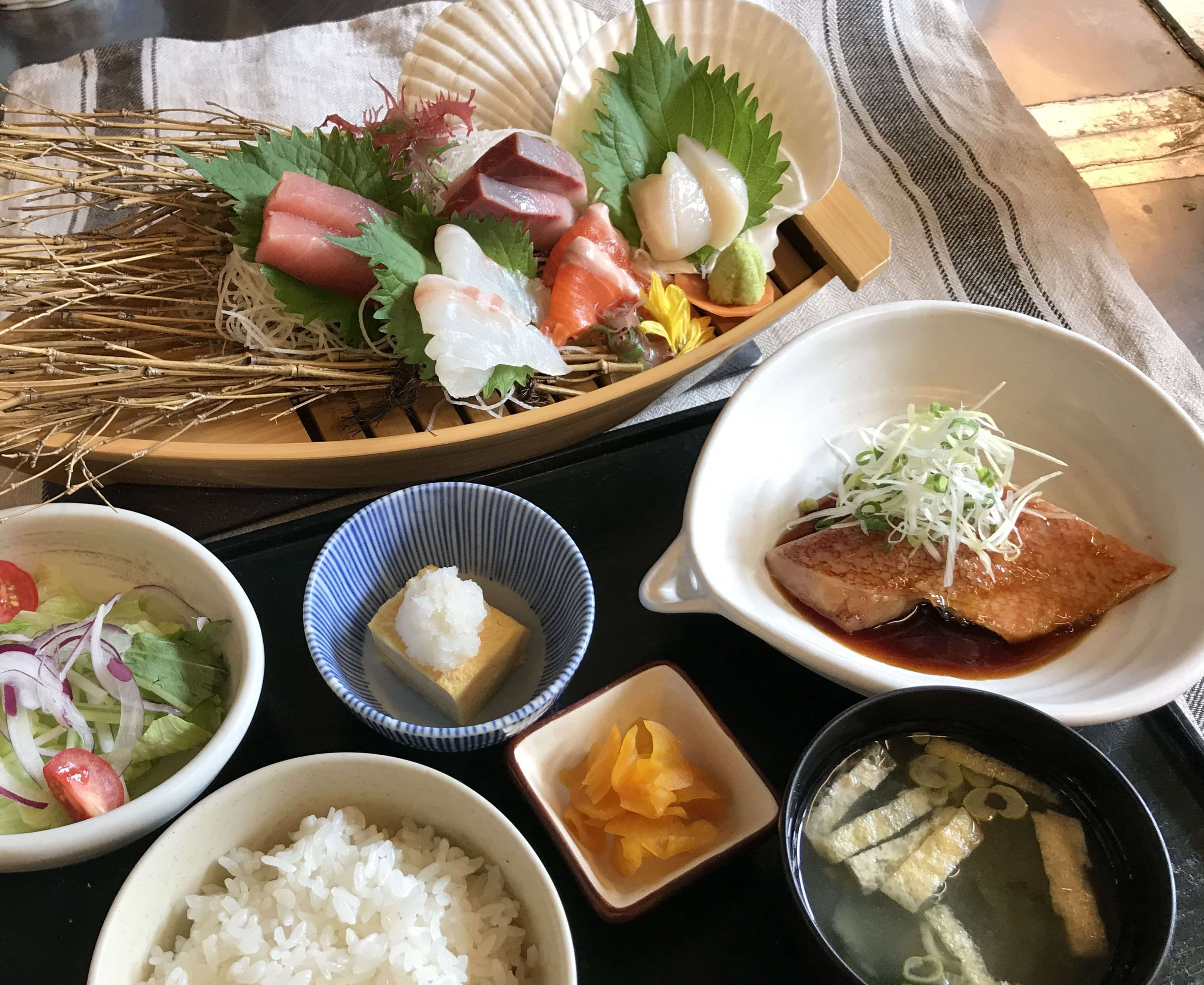 居酒屋 いちげん浮間店　刺身定食／ランチ／個室／飲み放題／ご飯